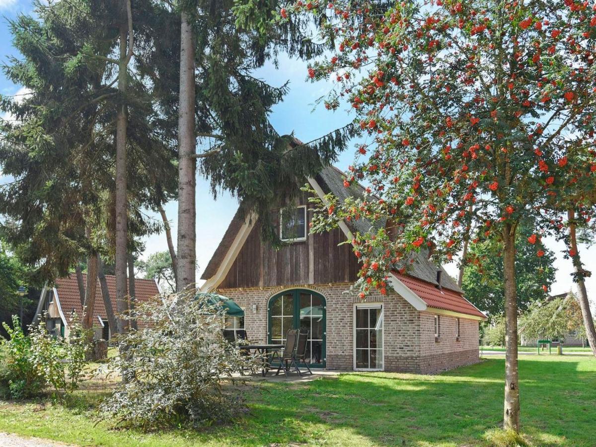 Landal Landgoed De Hellendoornse Berg Haarle Exterior foto